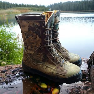 Danner Boots Mens Size 8 Hunting Camoflauge 800G Gore-Tex Pronghorn Waterproof